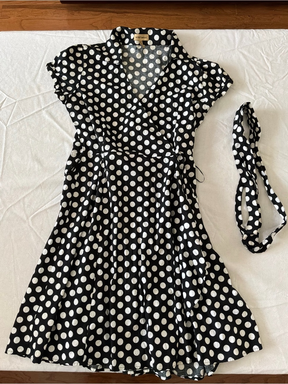 ******* Polka Dot Wrap Midi Dress - Black & White b5 ******